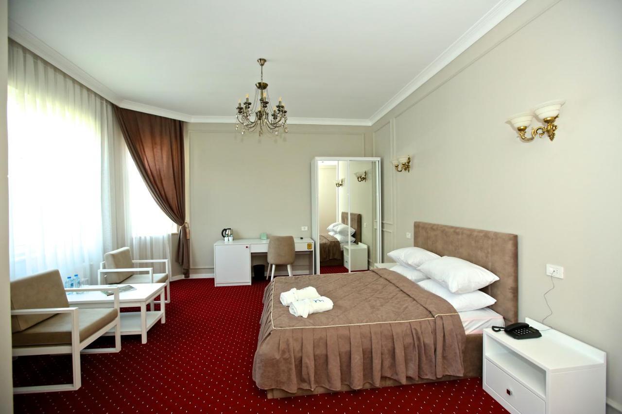 Miraj Hotel Baku Bagian luar foto