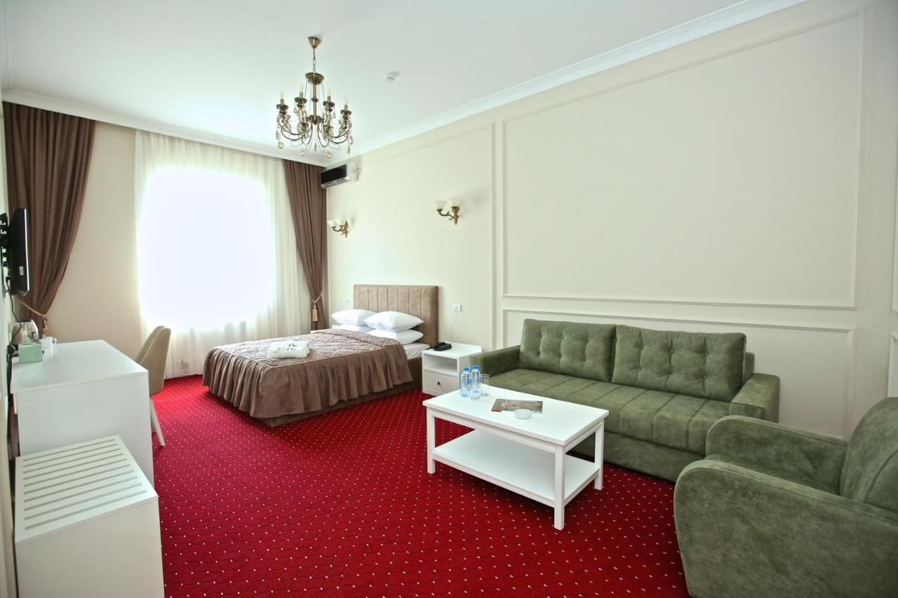 Miraj Hotel Baku Bagian luar foto